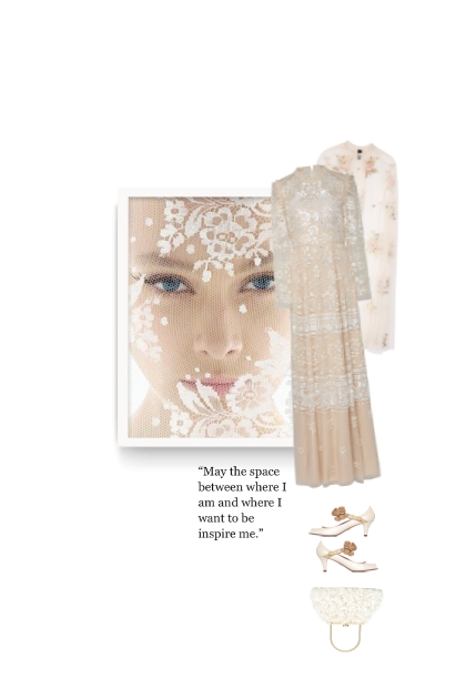 Lace dress - romantic style- Modna kombinacija