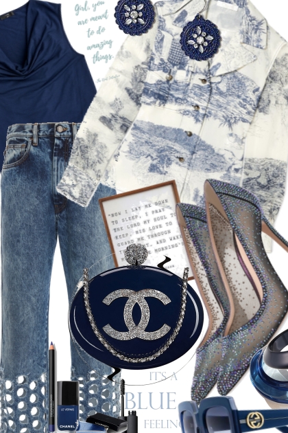 Blue Chanel - Combinazione di moda