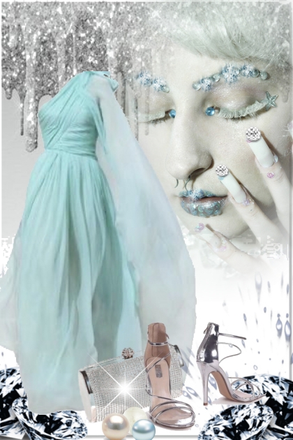 Lys blå sid kjole og sølv- Modekombination