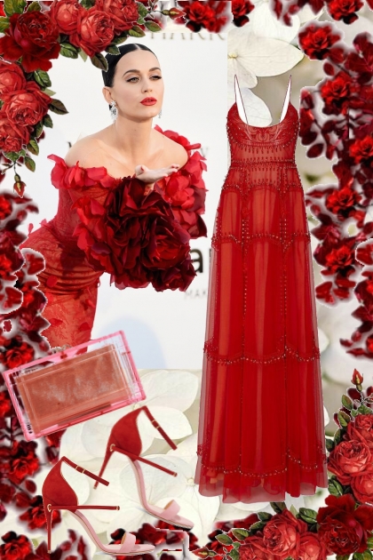 Rød sid kjole med rosa-rødt tilbehør- combinação de moda