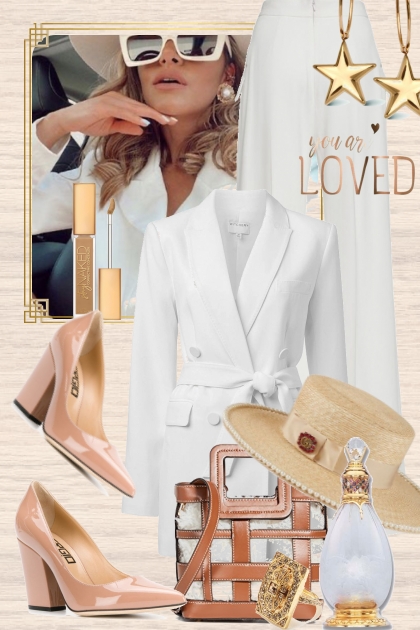 Hvit dress og beige tilbehør- combinação de moda