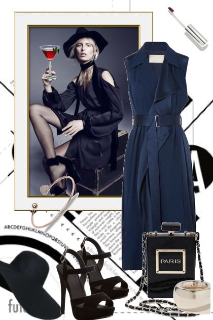 Blå kjole og sorte sko- Combinazione di moda
