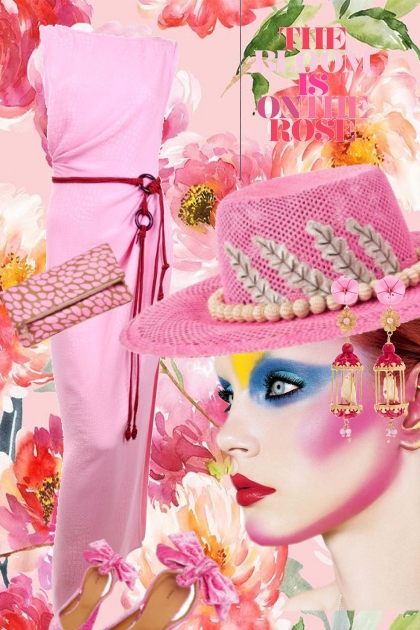 Sid rosa kjole med hatt- Modekombination