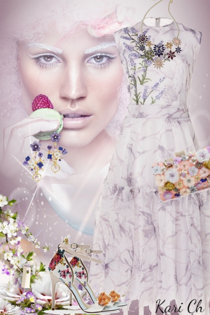 Lys lilla kjole med blomster 4-5- Combinaciónde moda