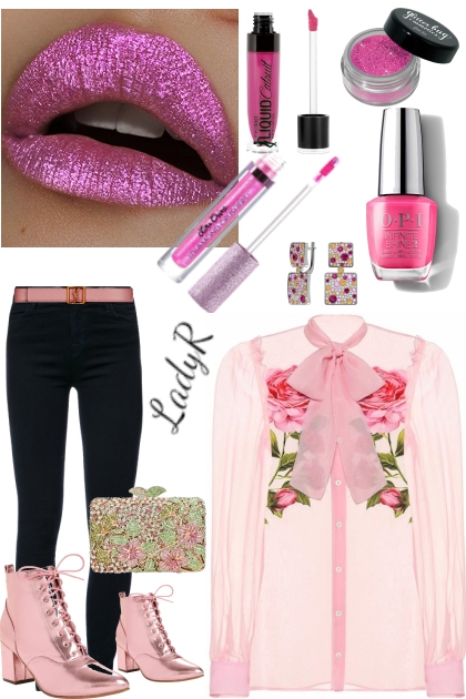 Casual Beauty in pink floral-Girl On the Go