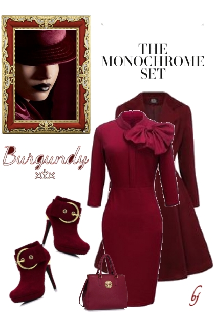 The Burgundy Monochrome Set- Combinazione di moda