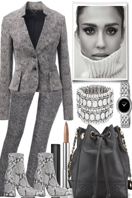 NUDE LIPS AND GREY- Fashion set