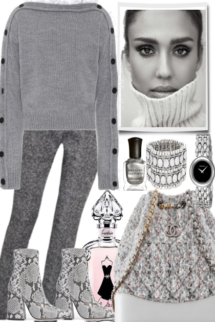 EVERY DAY, BUT CHANEL- Fashion set