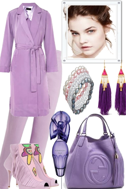 DREAMS IN LAVENDER.- Fashion set