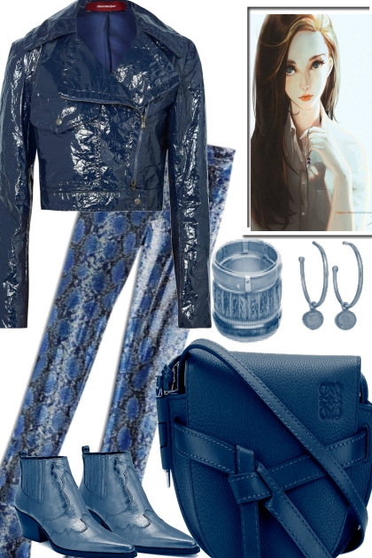 DARK BLUES.- Fashion set