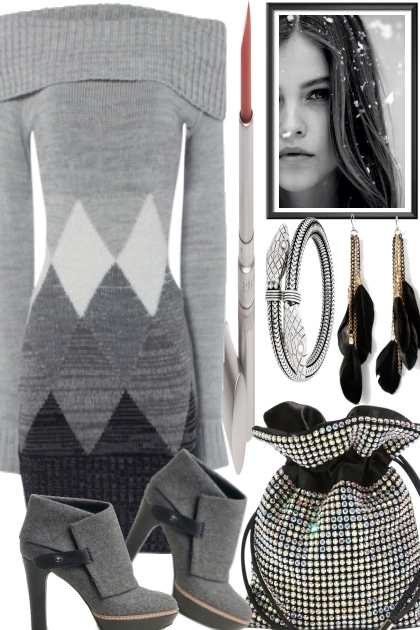 SWEATER DRESS- Combinazione di moda