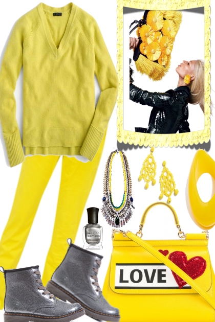 It´s grey outside, but yellow helps- Combinazione di moda