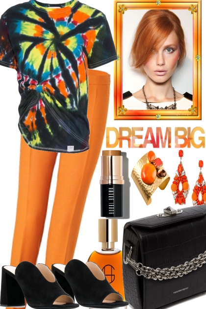 Orange with the new black.- Combinazione di moda