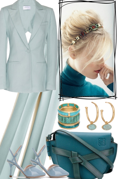 AQUA LIGHT AND DARK- Combinazione di moda