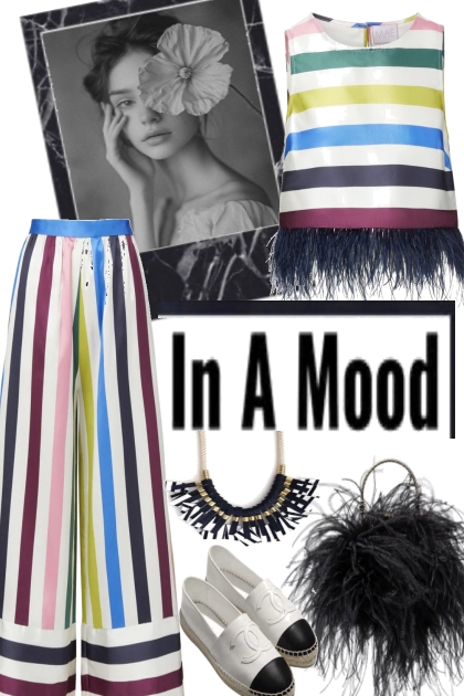 in a mood with strips ´