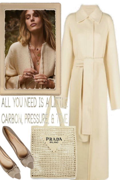 PRADA. ... BAG.. 