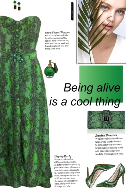 How to wear a Strapless Snake Print Flared Dress!- Combinazione di moda