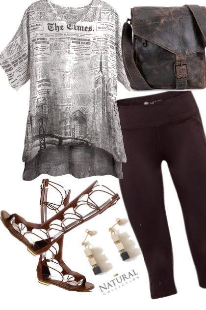 BIG SHIRT AND CROPPED TIGHTS WITH GLADIATORS- Combinaciónde moda