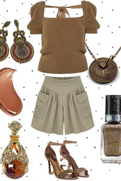 SHORTS SET.- Combinazione di moda