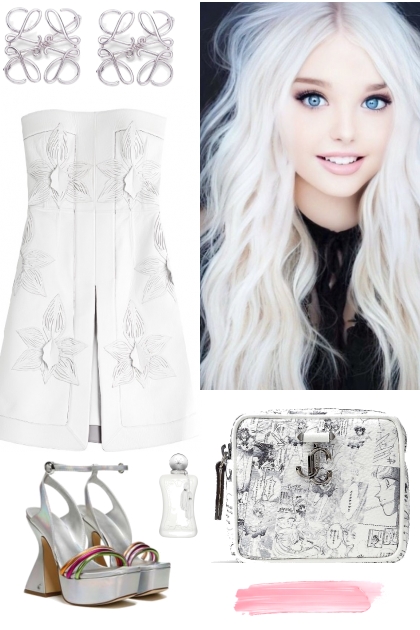 STRAPLESS WHITE DRESS 3/29/2023- combinação de moda