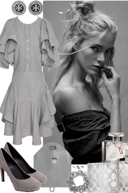 GRAY ON TUESDAY 6 20 2023- Combinazione di moda