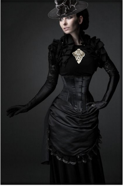 A black outfit- combinação de moda