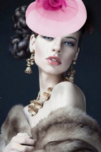 Lady in a pink hat 2- Combinazione di moda