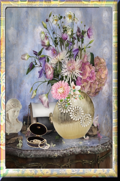 Bouquet in a golden vase- Fashion set