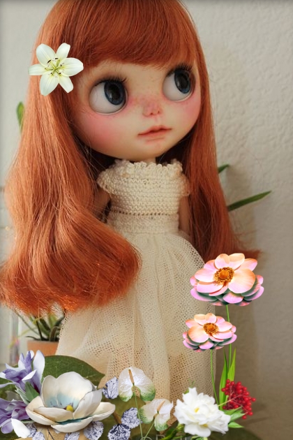 A doll with flowers- Fashion set