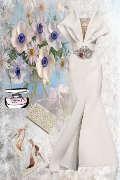 Glamorous white dress- Modna kombinacija