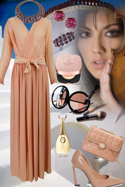 Long peach-coloured dress- Modna kombinacija