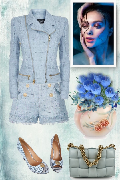 Blue shorts and jacket- Combinazione di moda