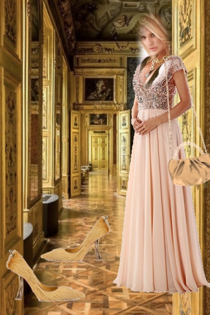 Cocktail dress in peach