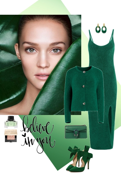 Green.- Fashion set