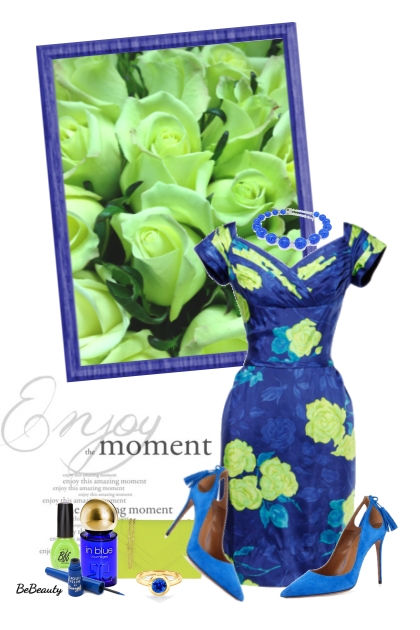 nr 2570 - Floral dress- Modna kombinacija
