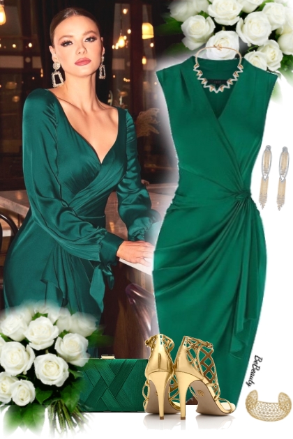 nr 5913 - Emerald green dress