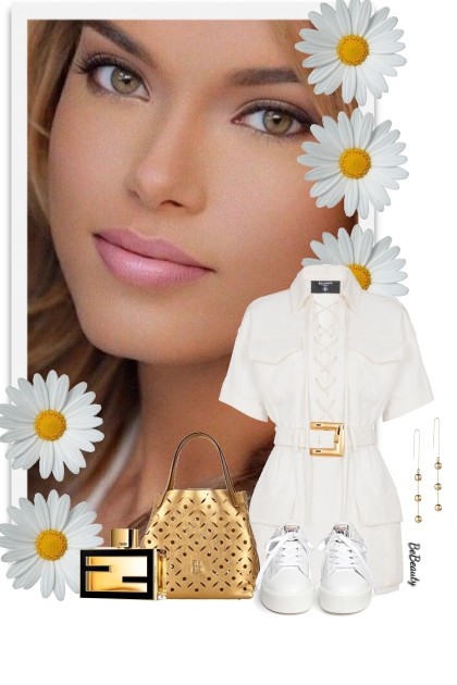 nr 11717 - White dress