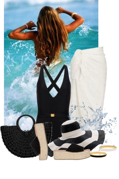 nr 11840 - On the beach