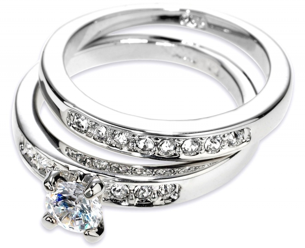 Ring m. H M кольца.