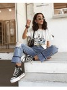 Jeans Disney Tee and Converse - Outfits