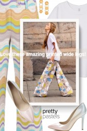 Love these amazing printed wide legs!