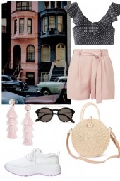 Summer in the city in pink