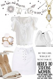 WHITE LACE FRONT SKIRT