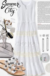 WHITE LACE DRESS IN SUMMER OF 2020