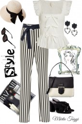 Striped trousers 