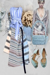 Boho in stripy blue