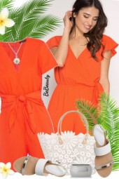 nr 1342 - Orange romper