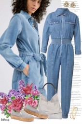 nr 6527 - Denim jumpsuit