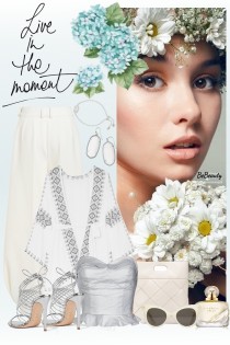 nr 11948 - Live in the moment...