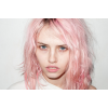 Charlotte Free pink hair - モデル - 